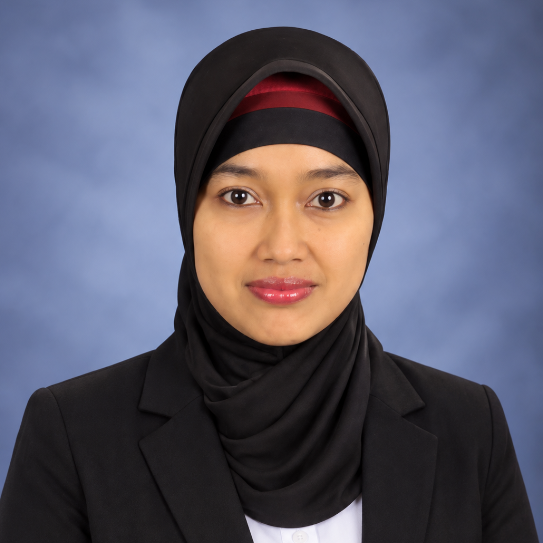 Dr. Halimatussakdiah, S.Pd., M.Hum.